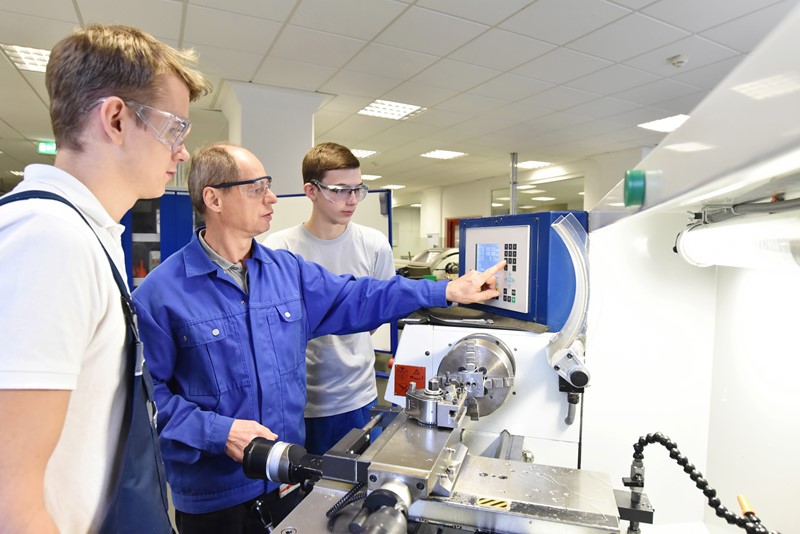 MBO-instelling moet dubbele berekening toepassen voor voorbelasting